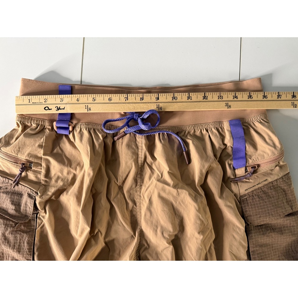 Lululemon Cargo Shorts Women 12 Tan Brown Hiking Utility Detours Welcome - Picture 9 of 9